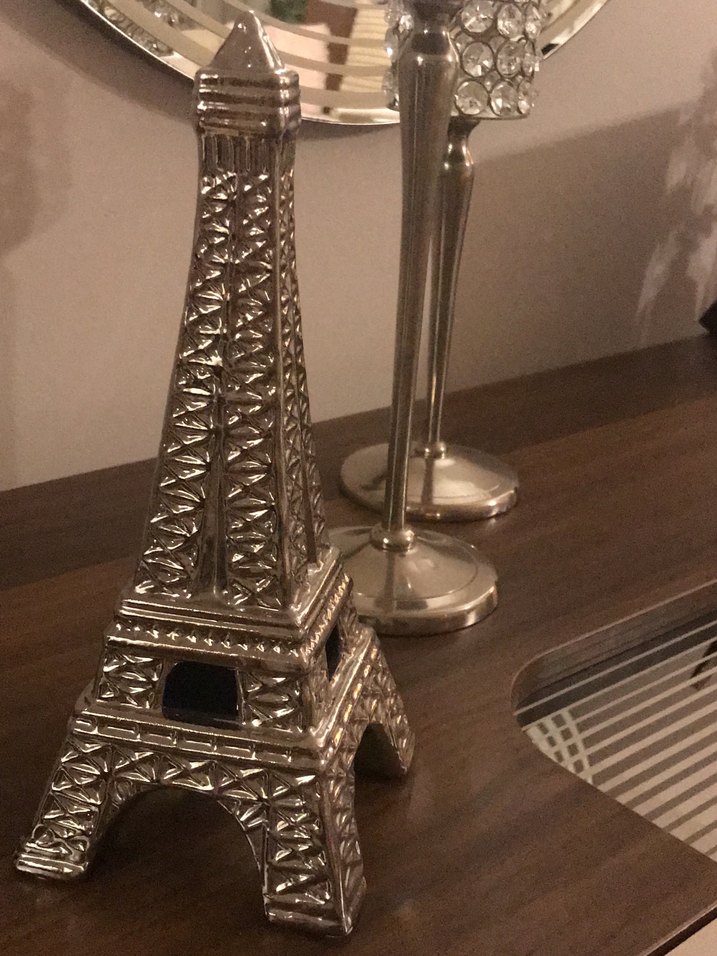 Madama coco  Eyfel Kulesi Biblo - Görsel 3