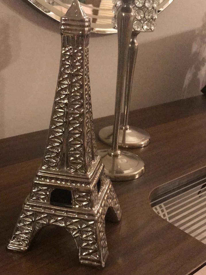 Madama coco  Eyfel Kulesi Biblo - Görsel 2