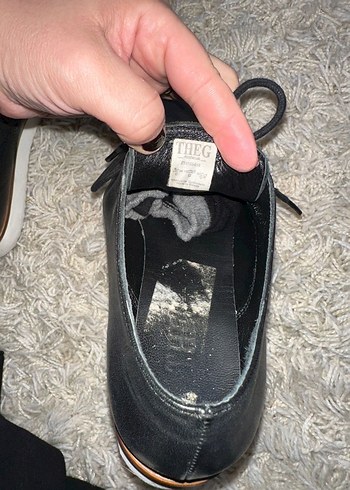 Siyah Deri Dolgu Topuklu Bağcıklı Kadın Ayakkabı - Görsel 4