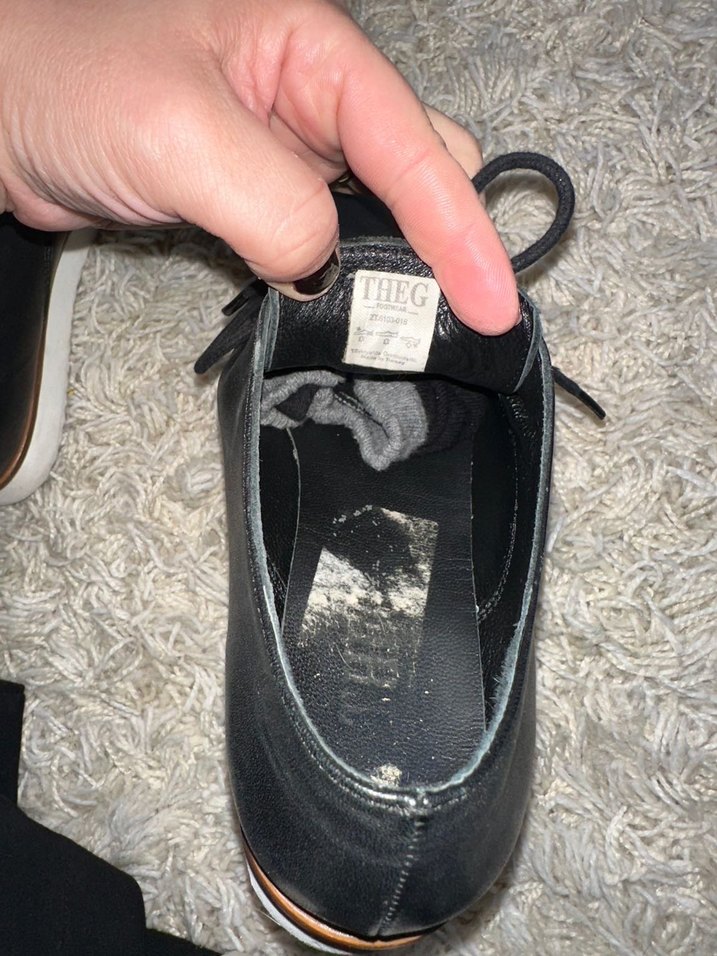 Siyah Deri Dolgu Topuklu Bağcıklı Kadın Ayakkabı - Görsel 4