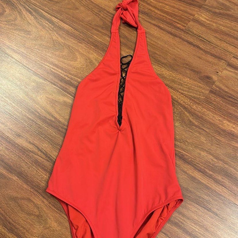 Kırmızı Kadın Uzun Mayo - Görsel 2