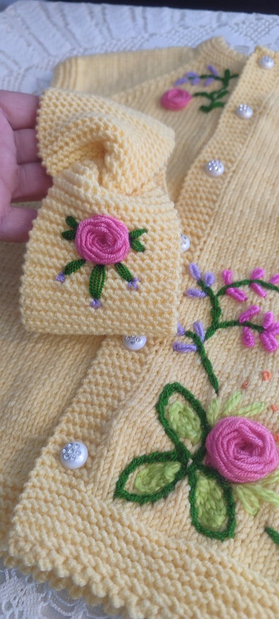 Nakışlı Kız Çocuk yelek - Görsel 2