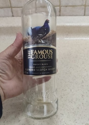 The Famous Grouse Smoky Black Viski Şişesi - Görsel 2