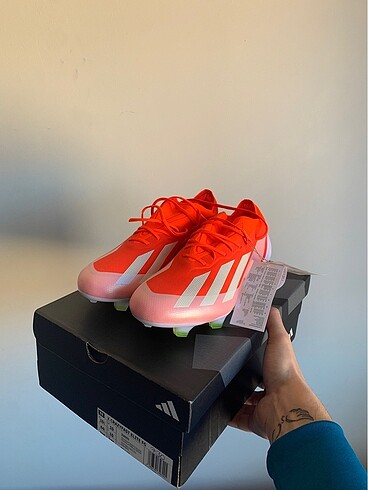 Adidas krampon