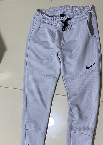 Gri Nike Erkek Dar Kesim Eşofman Altı - Görsel 2