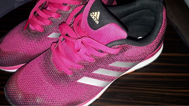 Adidas Spor ayakkabı