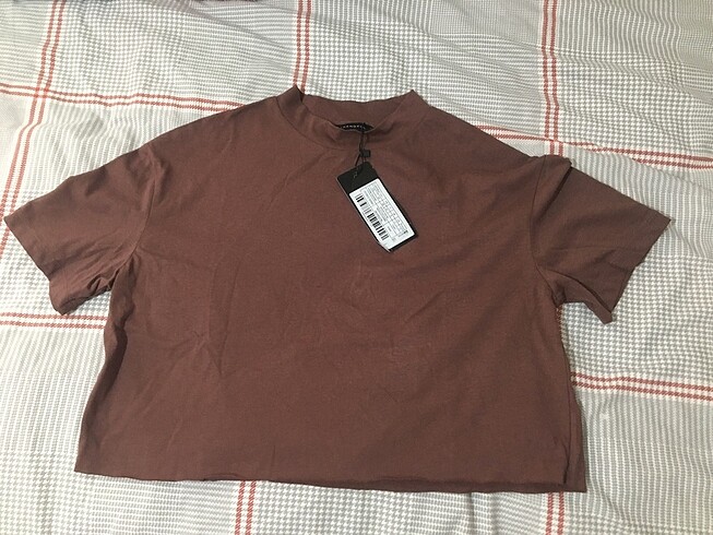 Trendyol & Milla Trendyolmilla kahverengi etiketli crop