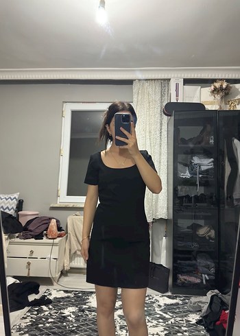 Siyah Midi Kadın Elbise, Kısa Kollu, Yüksek Yakalı - Görsel 3