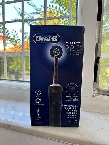 Oral-B Şarjlı Diş Fırçası