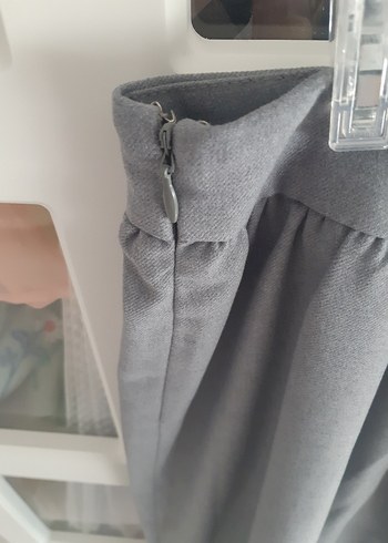 38 Beden Gri Midi Fabrika Etek
