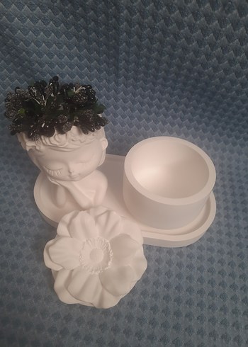 Beyaz Çiçekli ve Figürlü Dekoratif Kutu - Görsel 3