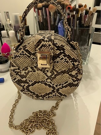 Zara çanta
