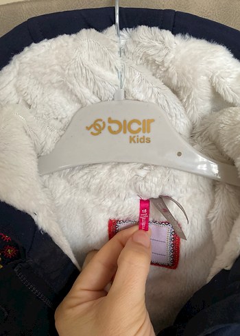 Kız Çocuk Lacivert Nakışlı Bohem Kaban - Görsel 2