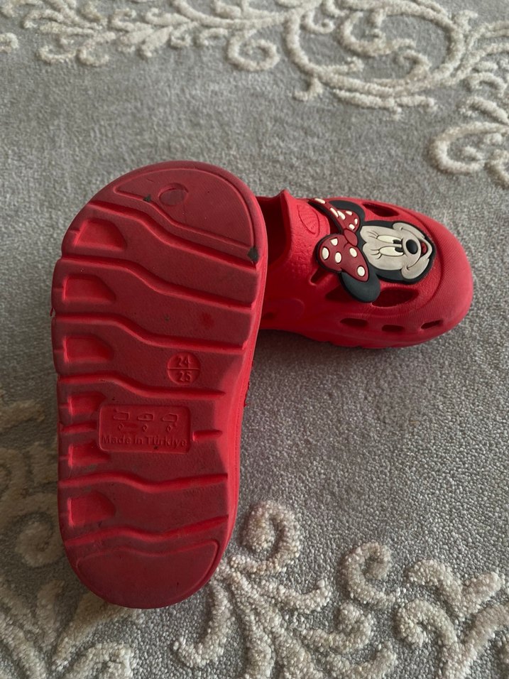 Kırmızı Minnie Mouse Kız Terlik - Görsel 3
