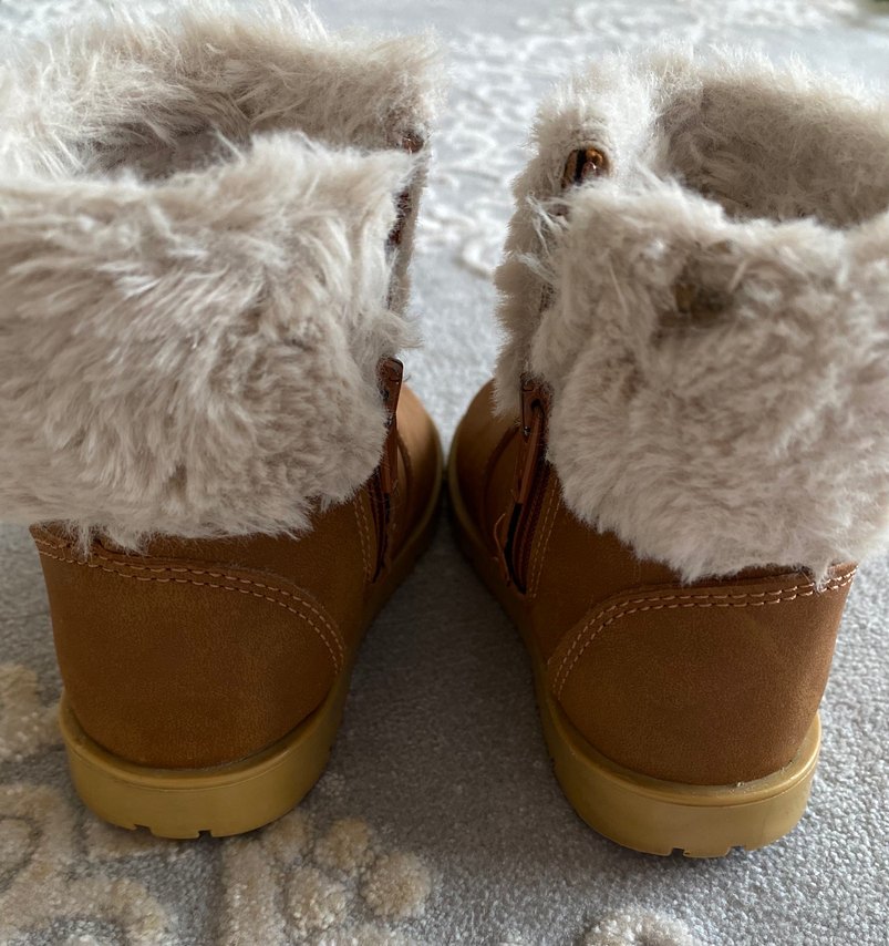 Kız Çocuk Kahverengi Kürklü Süet Bot - Görsel 3