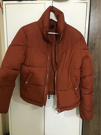 bershka mont