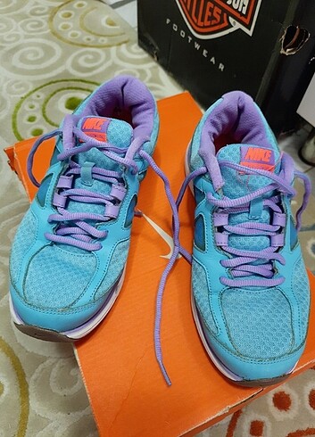 37 Beden Orjinal Nike spor ayakkabi