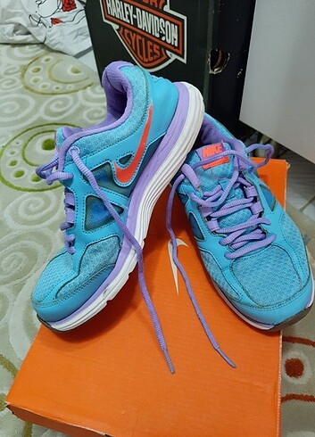 Orjinal Nike spor ayakkabi