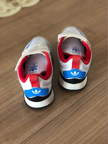 30 Beden Adidas unisex ayakkabı