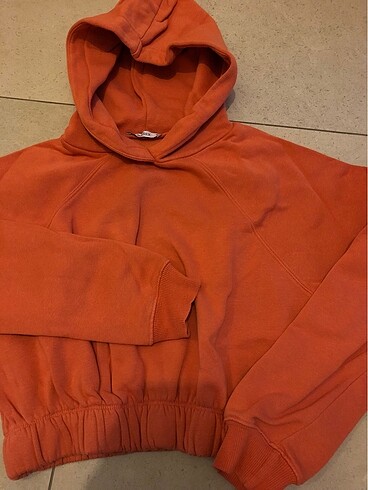 m Beden Crop kapüşonlu sweatshirt