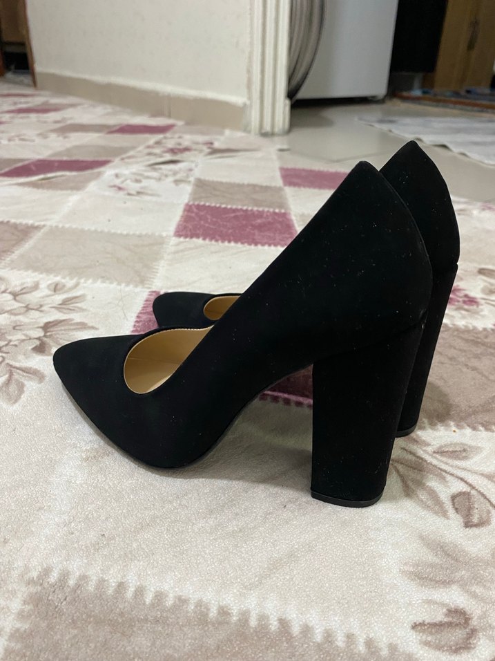 Siyah Süet Kadın Topuklu Stiletto - Görsel 3