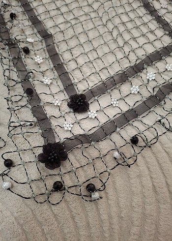 Boncuk İşlemeli masa örtüsü takımı - Görsel 2