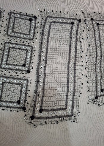 Boncuk İşlemeli masa örtüsü takımı - Görsel 4