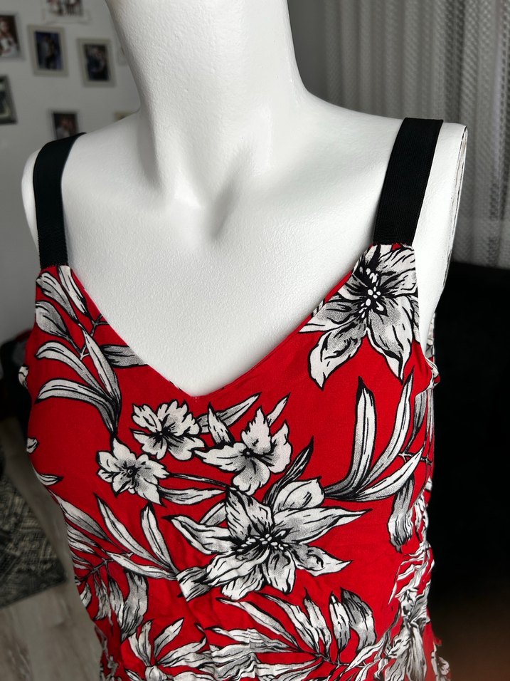 Kırmızı Çiçek Desenli askılı - Görsel 3