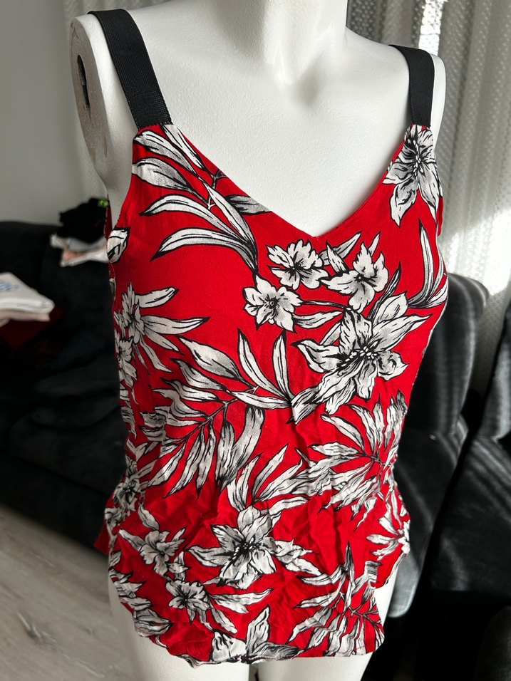 Kırmızı Çiçek Desenli askılı - Görsel 4