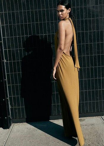 Zara Zara Açık Sırt Halter Uzun Elbise