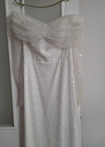 Uzun Kollu Straplez Beyaz Düğün Elbisesi - Görsel 5