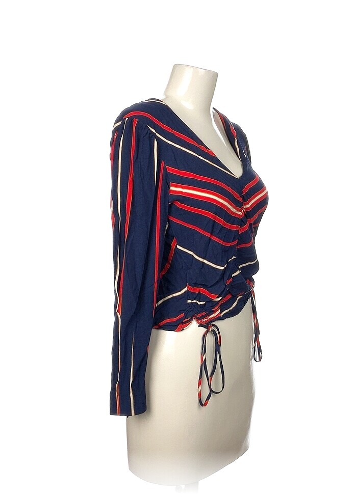 H&M Bluz %70 İndirimli. - Görsel 2