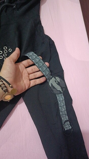 l Beden Sweatshirt