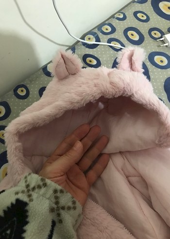 9-12 Ay Bej Baskılı Bebek Önlüğü - Görsel 4