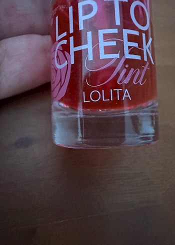 Pastel Kırmızı Lipstick - Görsel 2