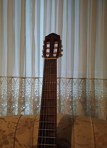 Beden Renk Yamaha C70 Klasik Gitar