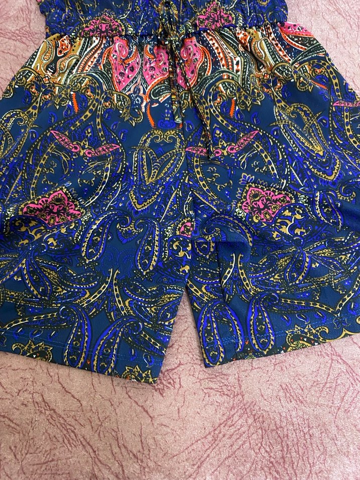 Renkli Desenli Kısa Kadın Tulum - Görsel 4