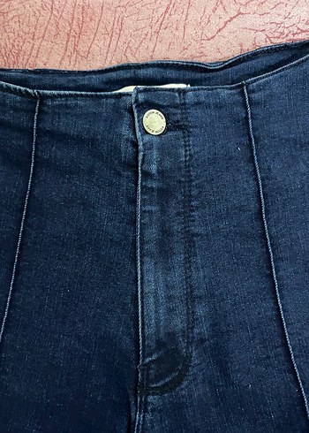 Düğmeli Koyu Mavi Mini Kadın Kot Şort - Görsel 2