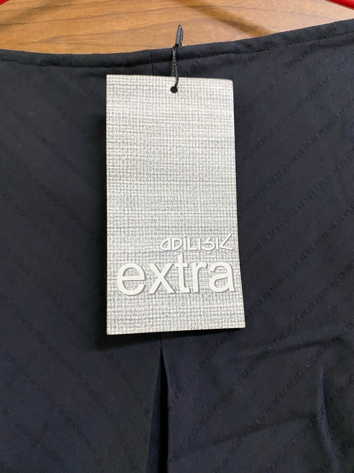 Pilili Siyah Midi etek - Görsel 3