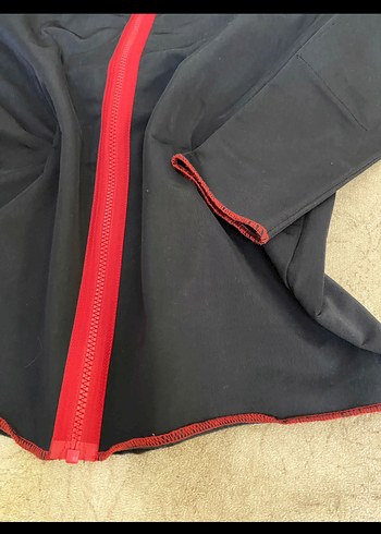 Kırmızı Fermuarlı Kadın Spor Ceket - Görsel 2