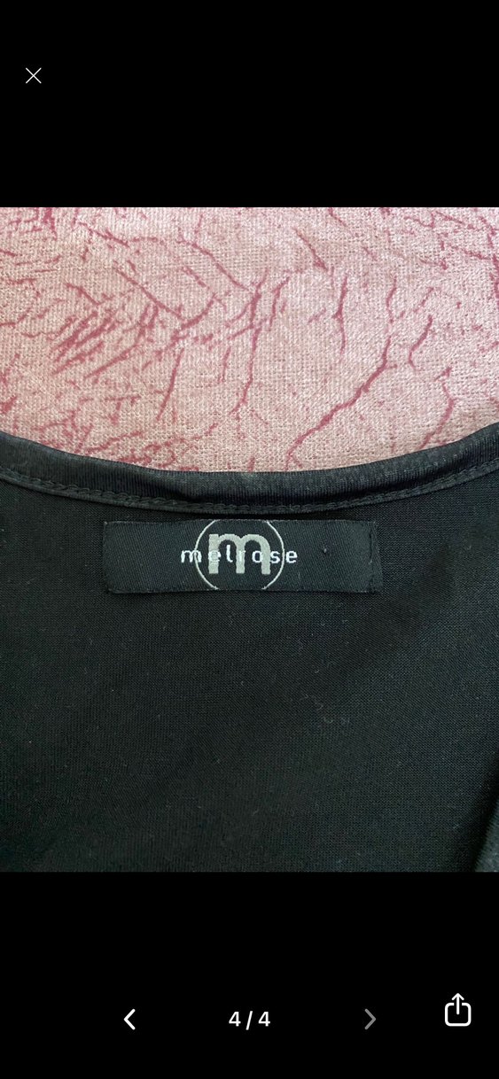 Siyah V Yaka Pilili Kadın Atlet - Görsel 4