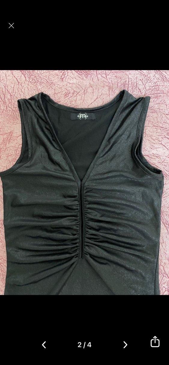 Siyah V Yaka Pilili Kadın Atlet - Görsel 2