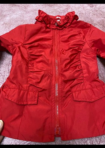 Kız Çocuk Kırmızı Kapüşonlu Yağmurluk - Görsel 2