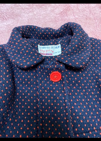 Kız Çocuk Renkli Puantiyeli Düğmeli Kaban - Görsel 2