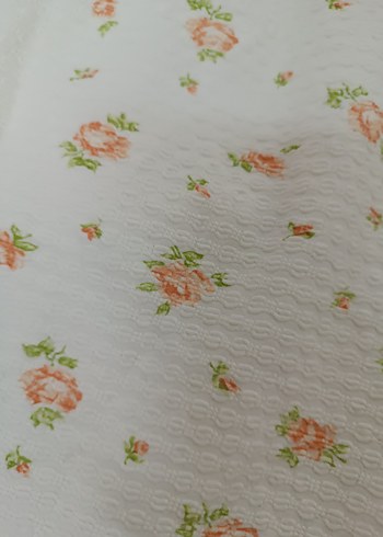 s Beden beyaz Renk Çiçek Desenli Mini Askısız Pijama Takımı
