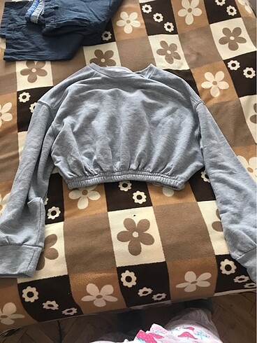 crop gri sweatshirt