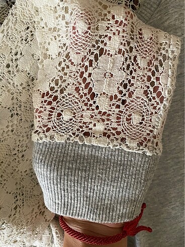 KOTON Arkası Dantelli Bluz - Görsel 5