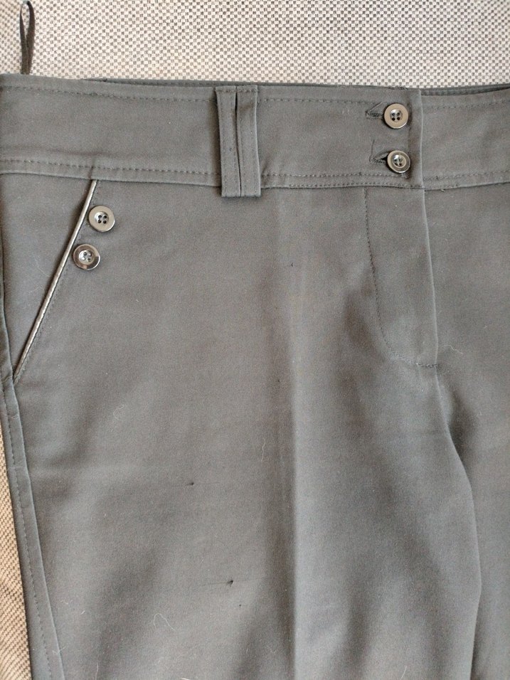 Düğmeli Siyah Kadın Kumaş Pantolon - Görsel 3