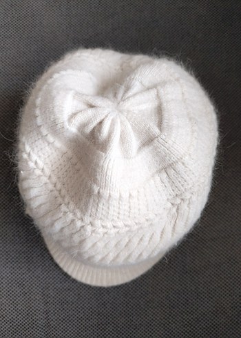 Beyaz Örgü Kadın Bere Çiçek Detaylı - Görsel 4