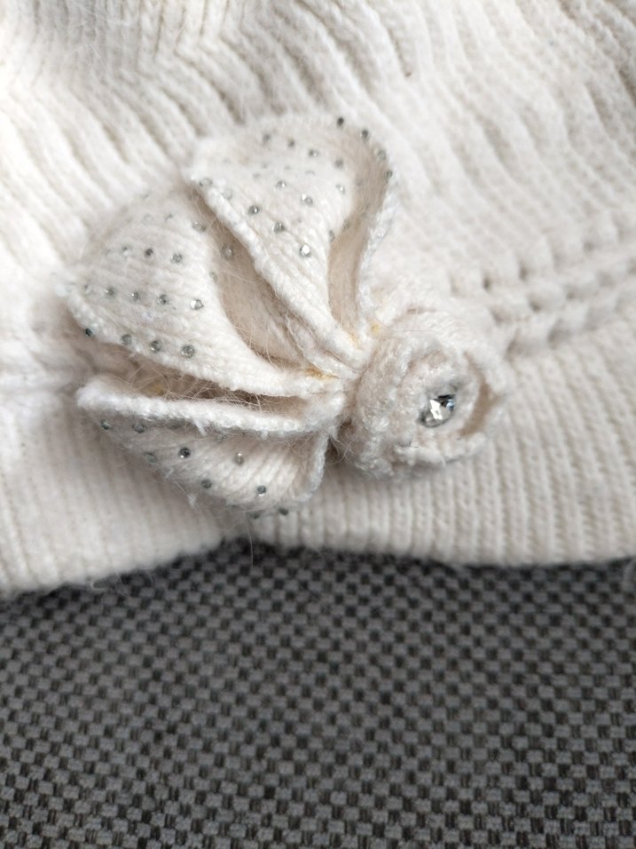 Beyaz Örgü Kadın Bere Çiçek Detaylı - Görsel 2